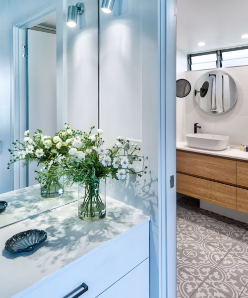 Bathroom - Hibiscus